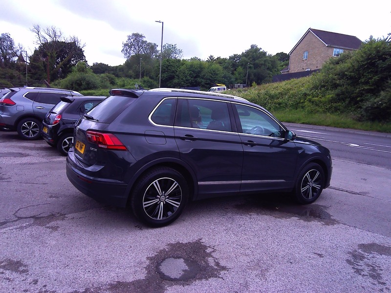 Used Volkswagen Tiguan 2017 for sale - 77132612: Photo 6
