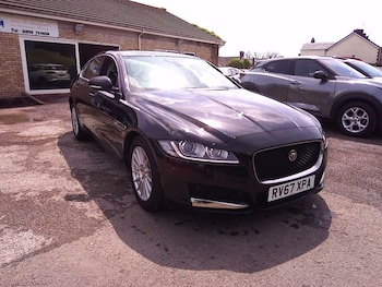 Used Jaguar XF 2017 for sale - 78659171: Photo