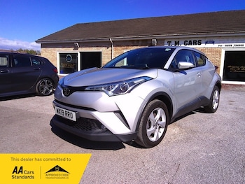 Used Toyota C-HR 2019 for sale - 79462786: Photo