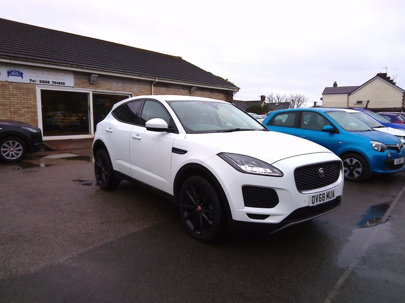 Used Jaguar E-Pace 2018 for sale - 77891444: Photo 3