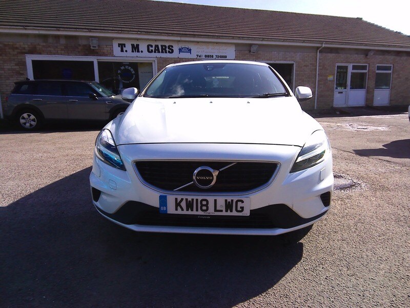 Used Volvo V40 2018 for sale - 77968116: Photo 2