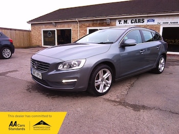 Used Volvo V60 2017 for sale - 77704189: Photo