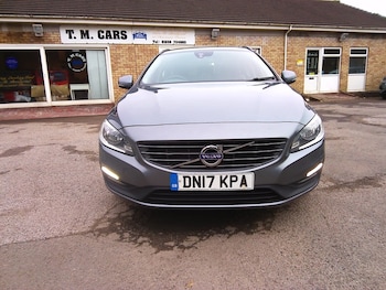 Used Volvo V60 2017 for sale - 77704189: Photo