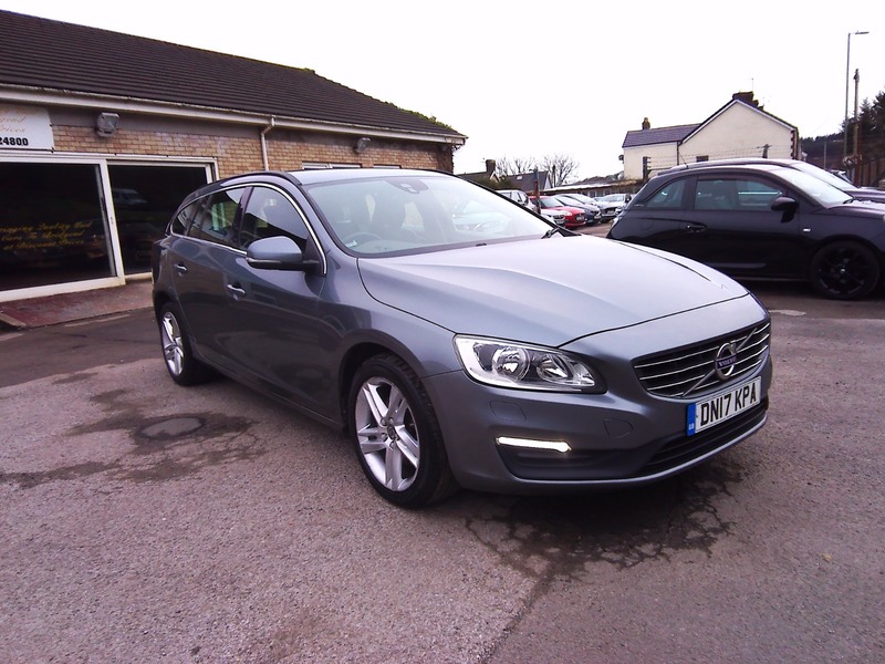Used Volvo V60 2017 for sale - 77704189: Photo 3