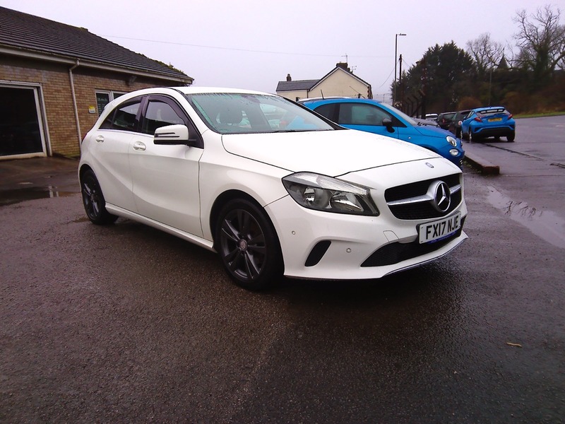 Used Mercedes-Benz A-Class 2017 for sale - 77632326: Photo 3