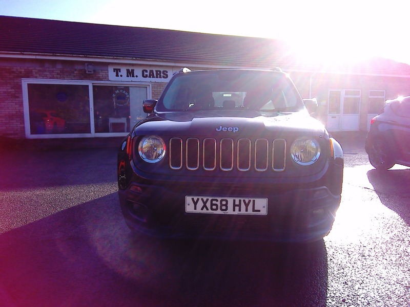 Used Jeep Renegade 2018 for sale - 77132588: Photo 2