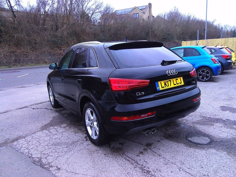 Used Audi Q3 2017 for sale - 77792649: Photo 7
