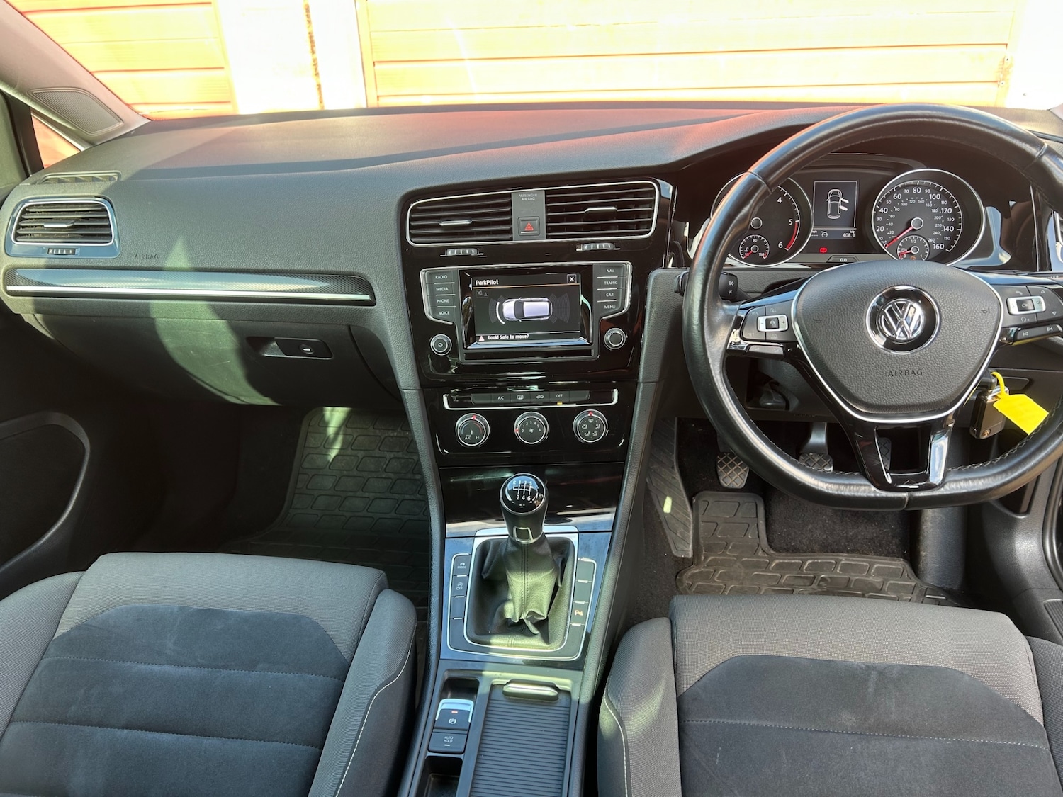 Used Volkswagen Golf 2014 for sale - 77589990: Photo 11