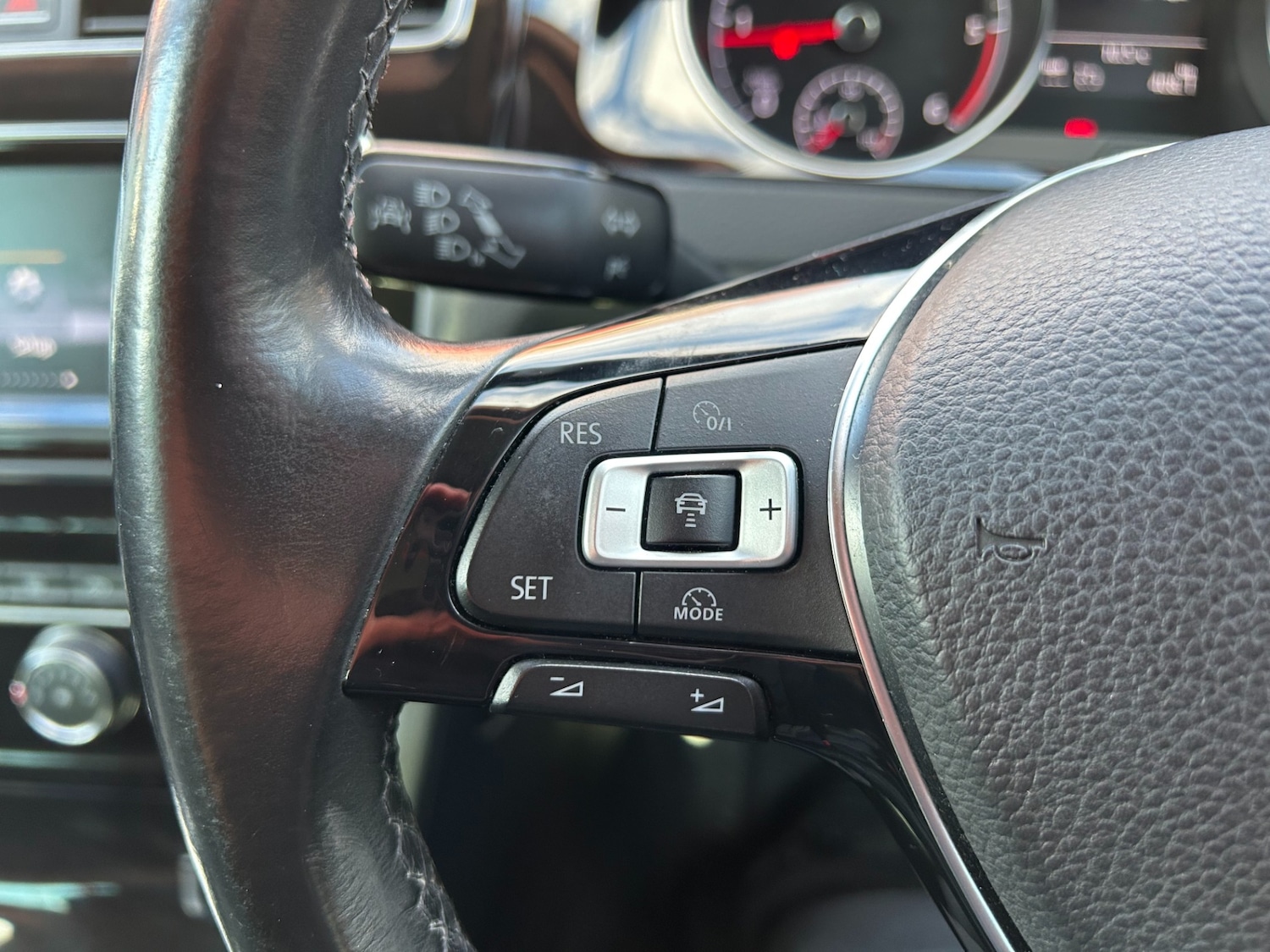 Used Volkswagen Golf 2014 for sale - 77589990: Photo 17