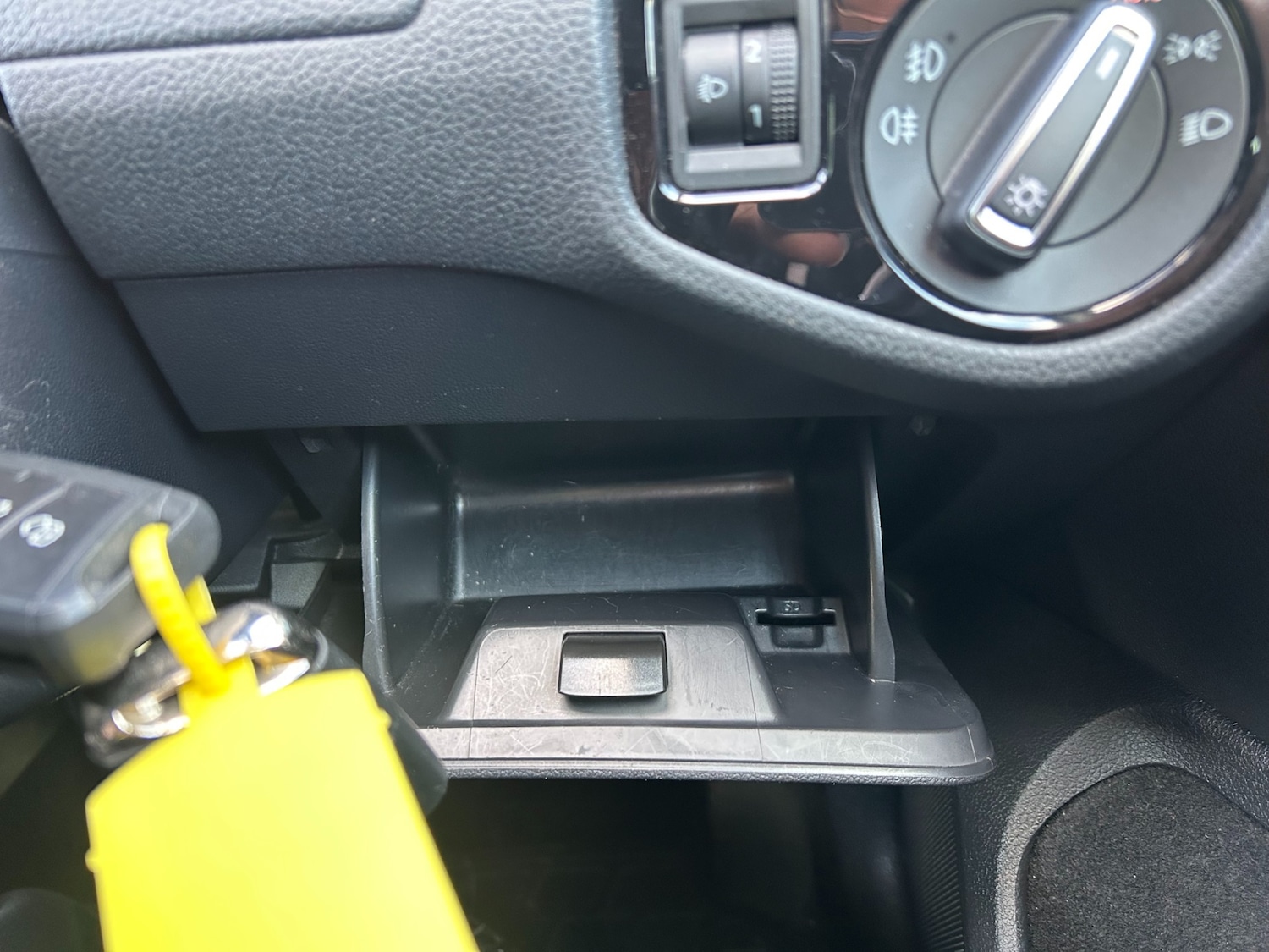 Used Volkswagen Golf 2014 for sale - 77589990: Photo 21