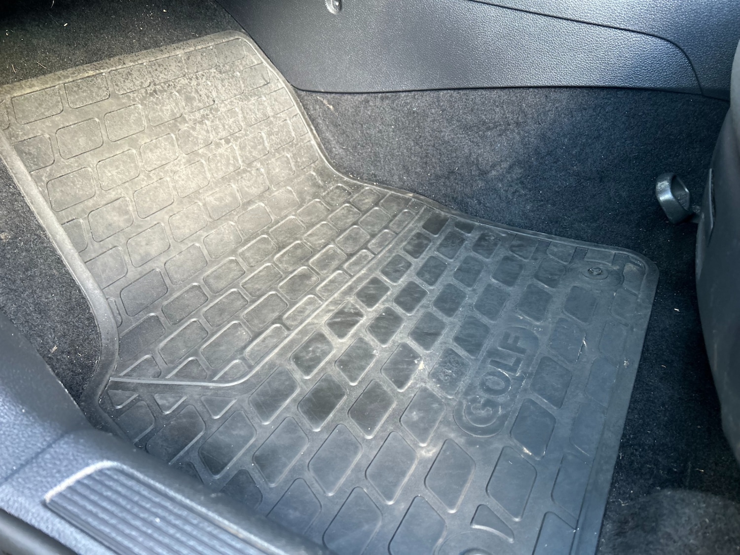 Used Volkswagen Golf 2014 for sale - 77589990: Photo 39