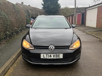 Used Volkswagen Golf 2014 for sale - 77589990: Photo