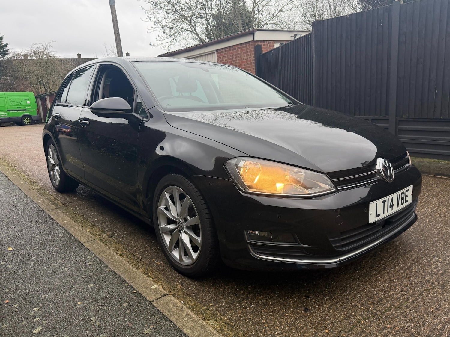 Used Volkswagen Golf 2014 for sale - 77589990: Photo 4