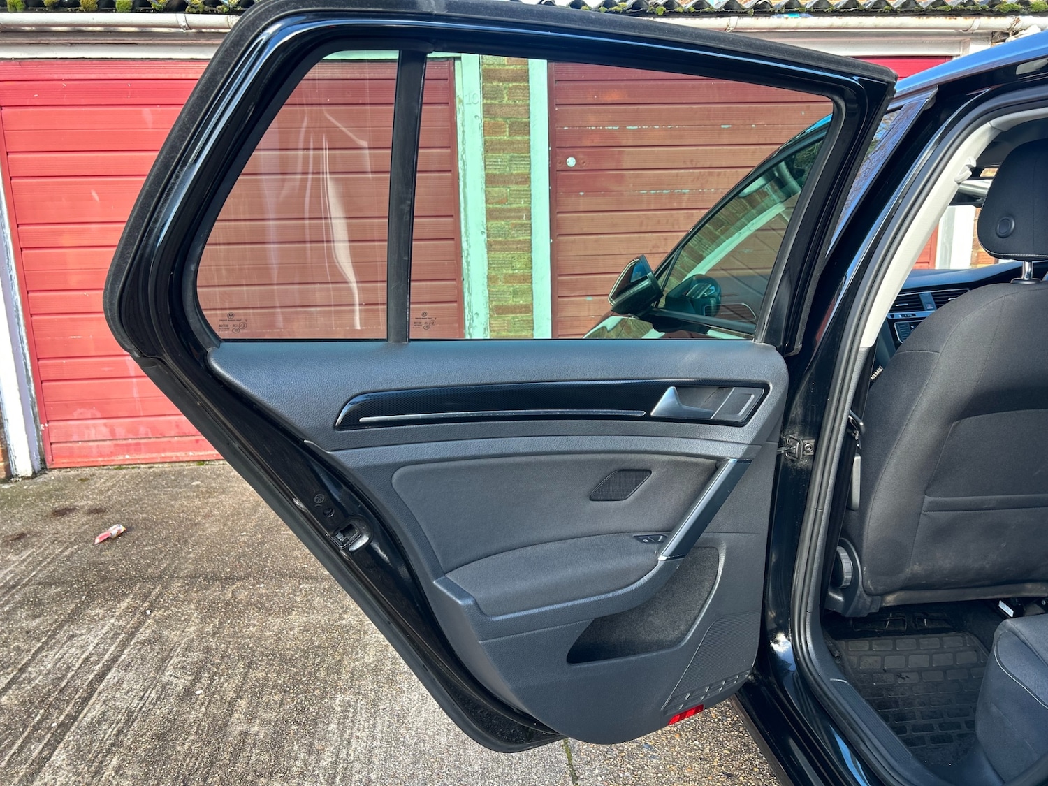 Used Volkswagen Golf 2014 for sale - 77589990: Photo 40