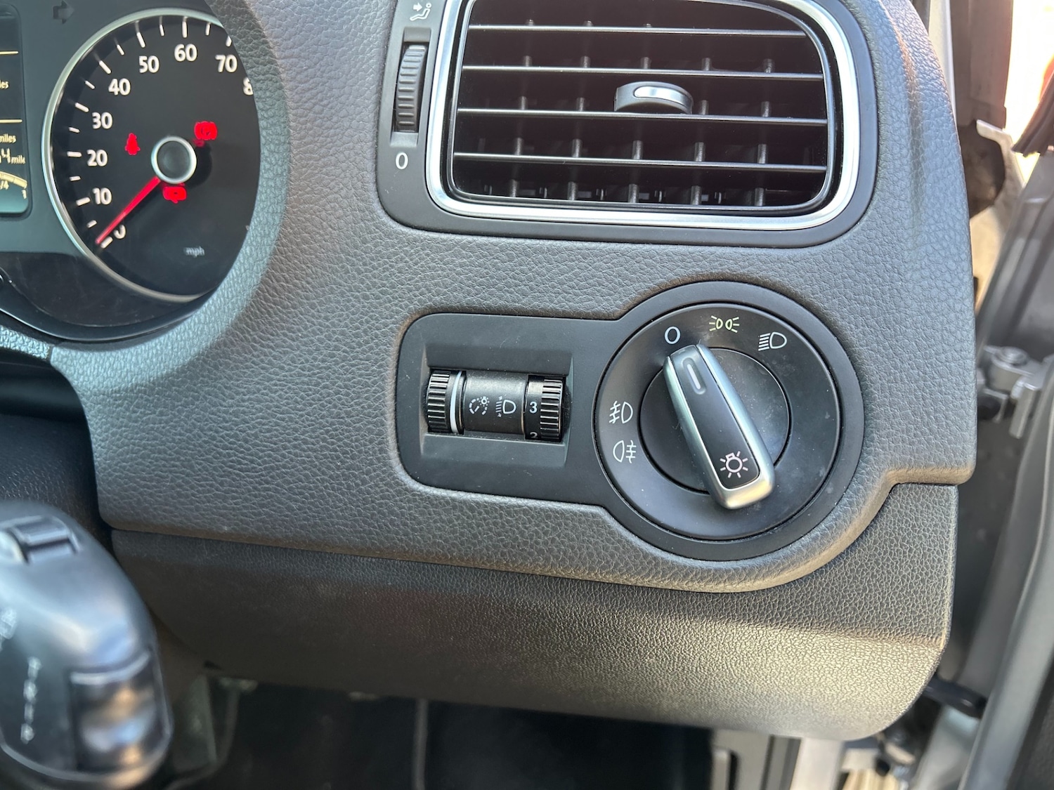 Used Volkswagen Polo 2014 for sale - 77641507: Photo 14