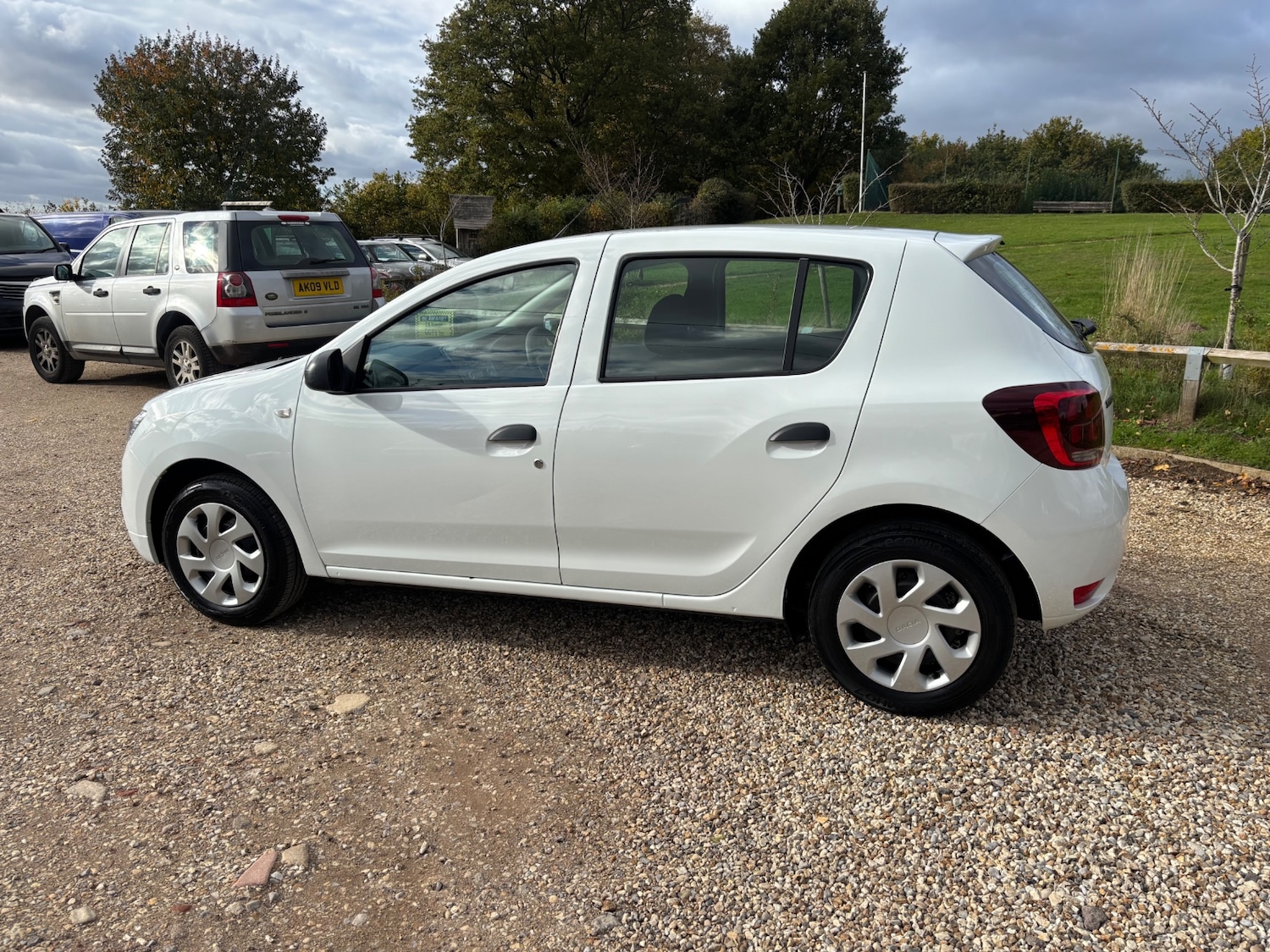 Used Dacia Sandero 2018 for sale - 76402360: Photo 14