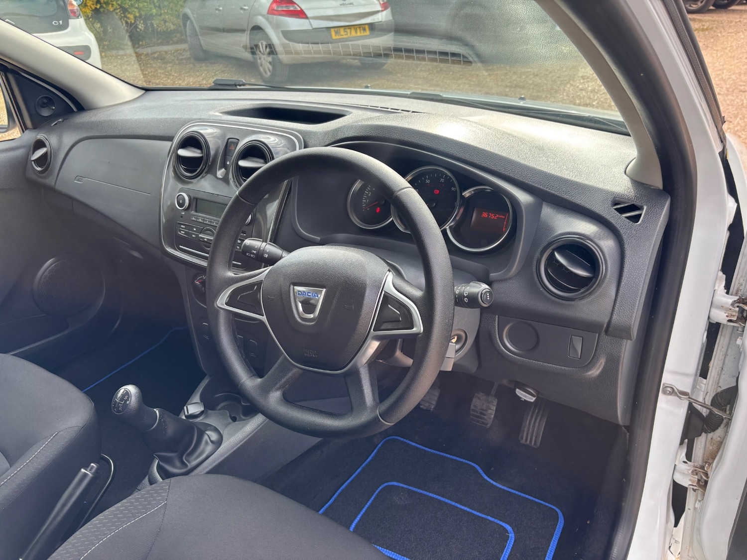 Used Dacia Sandero 2018 for sale - 76402360: Photo 30