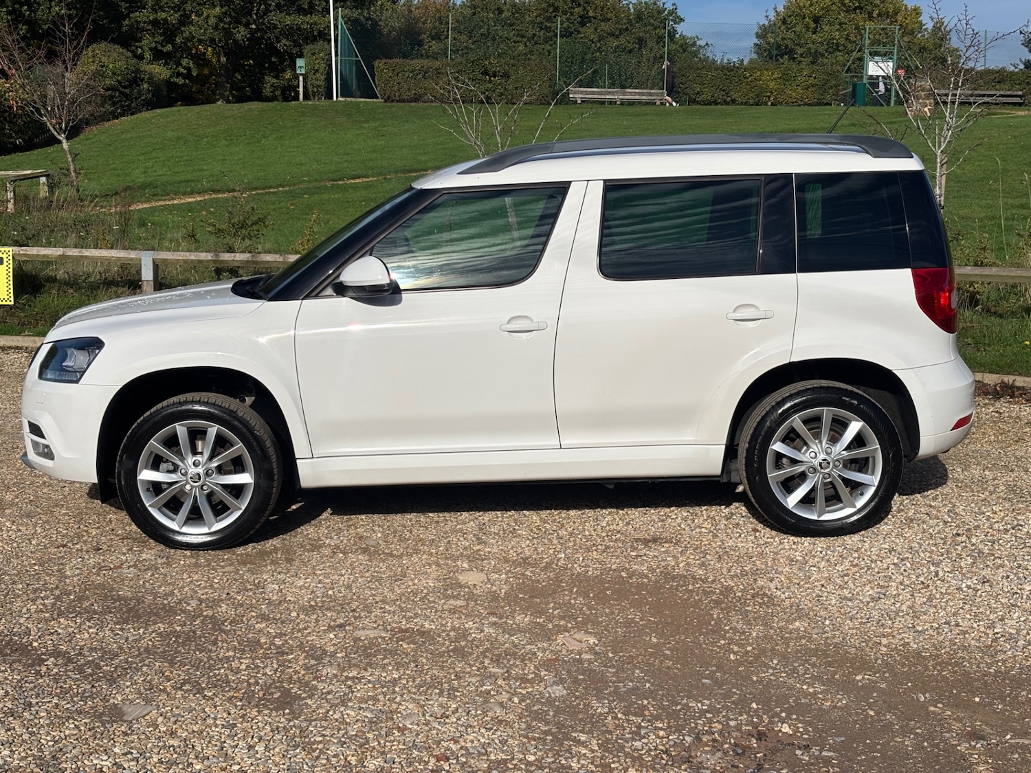 Used Skoda Yeti 2015 for sale - 76340785: Photo 13