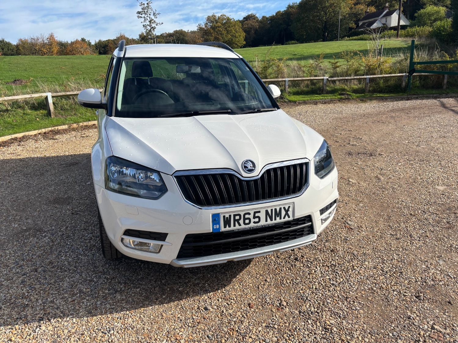 Used Skoda Yeti 2015 for sale - 76340785: Photo 4