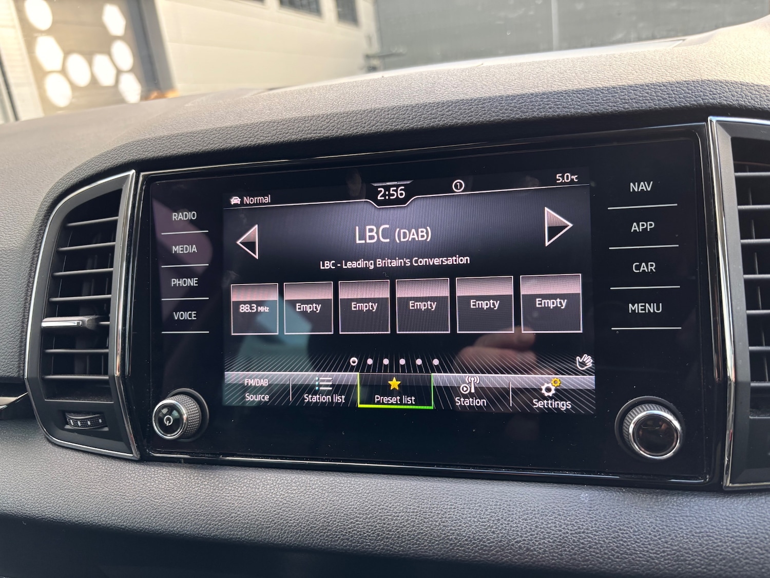 Used Skoda Karoq 2021 for sale - 77367775: Photo 35