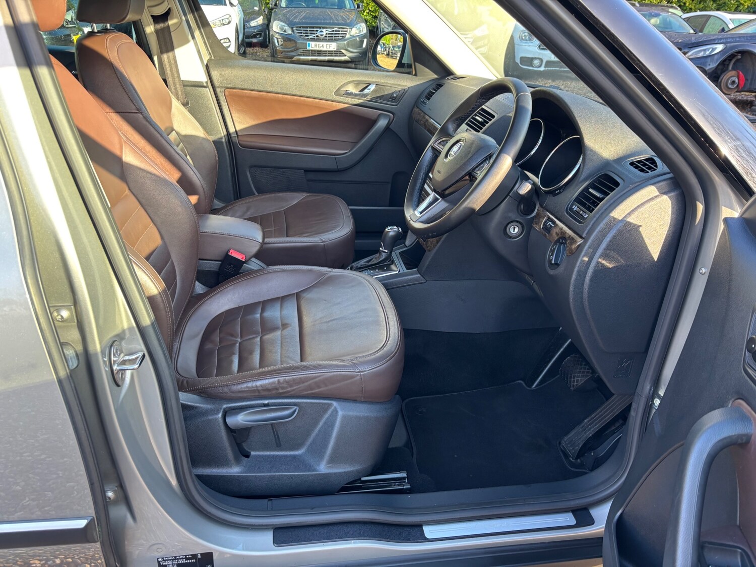 Used Skoda Yeti 2014 for sale - 76835938: Photo 25