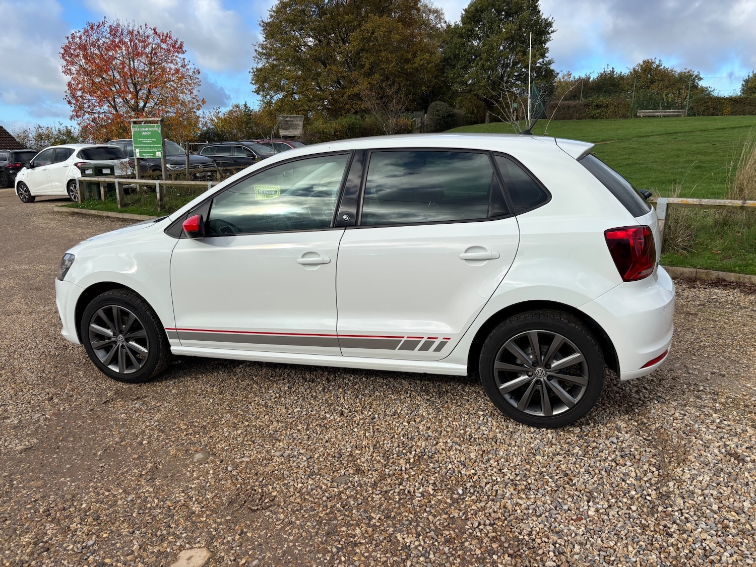 Used Volkswagen Polo 2017 for sale - 76517906: Photo 11