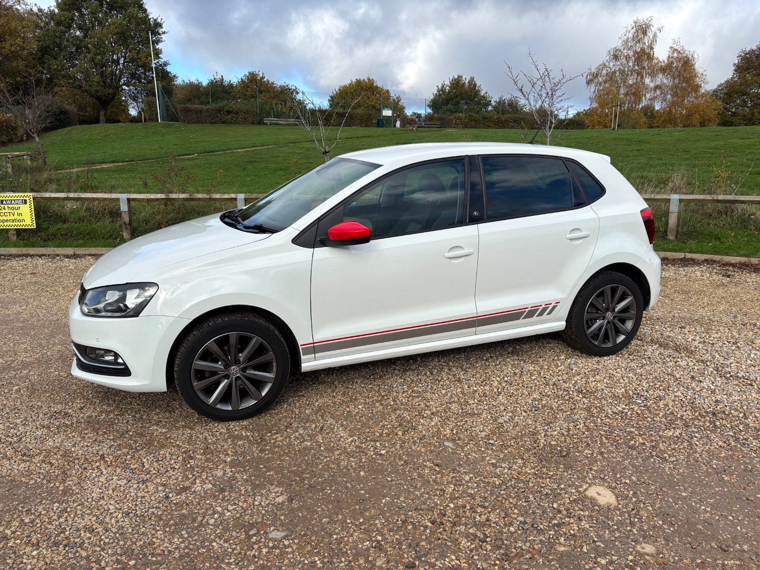 Used Volkswagen Polo 2017 for sale - 76517906: Photo 12