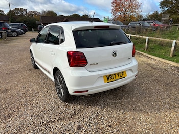 Used Volkswagen Polo 2017 for sale - 76517906: Photo