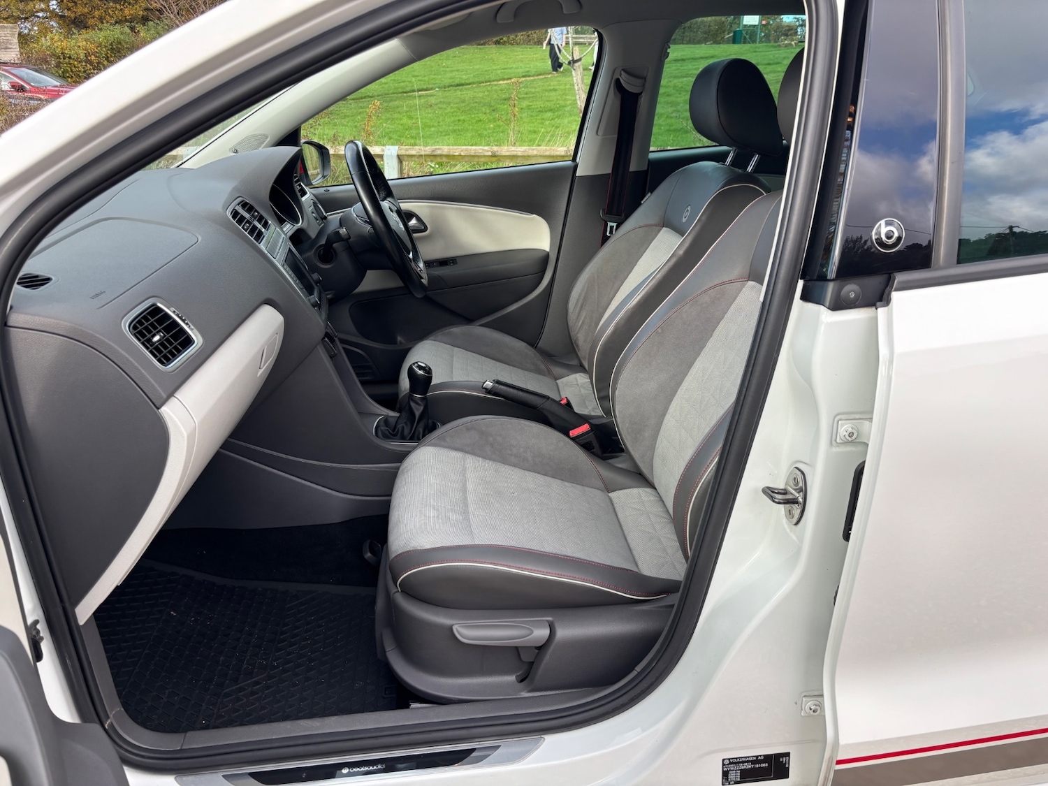 Used Volkswagen Polo 2017 for sale - 76517906: Photo 29