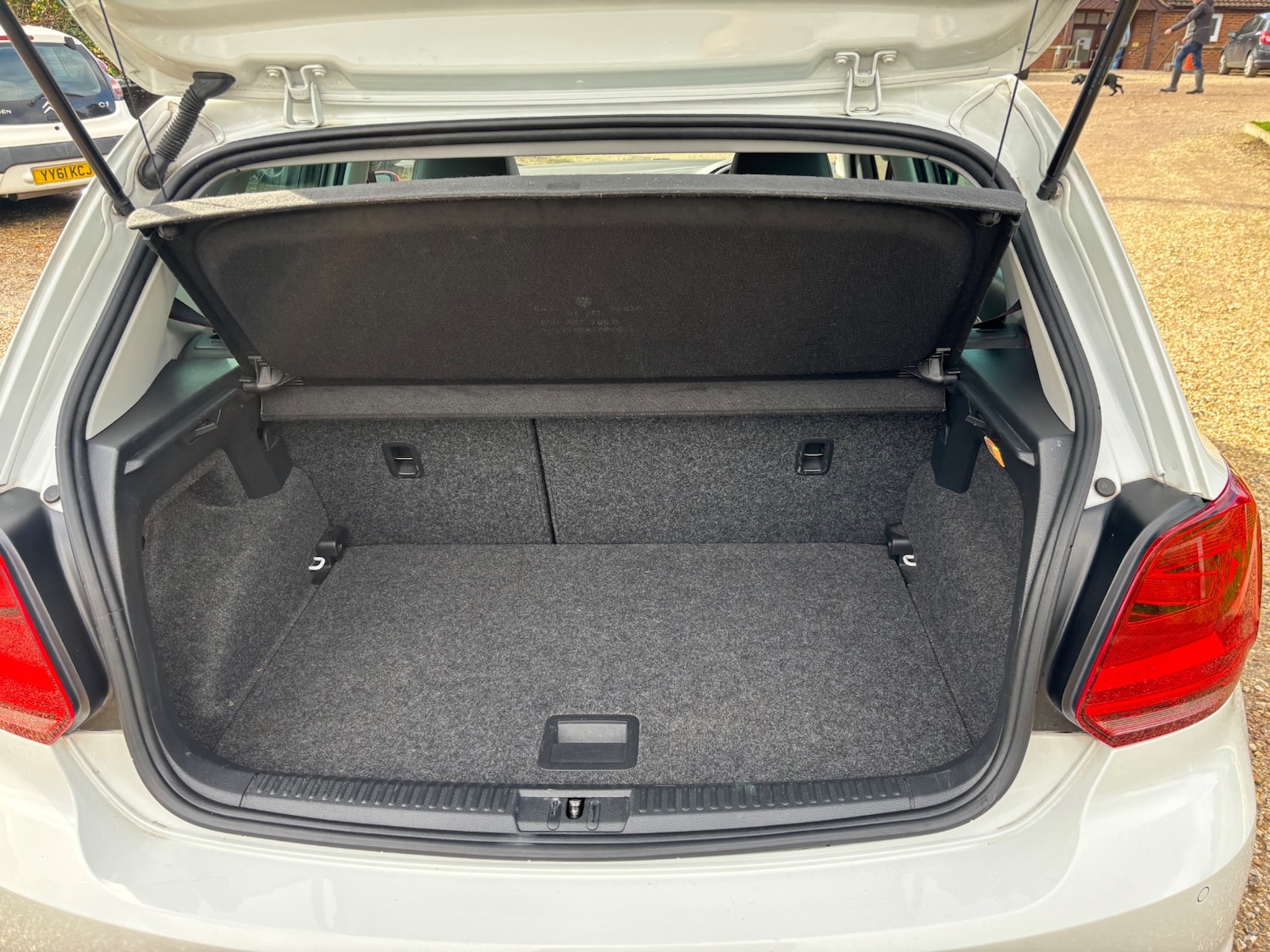 Used Volkswagen Polo 2017 for sale - 76517906: Photo 32