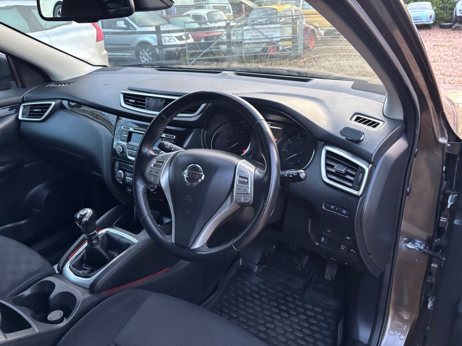 Used Nissan Qashqai 2015 for sale - 76669442: Photo 27