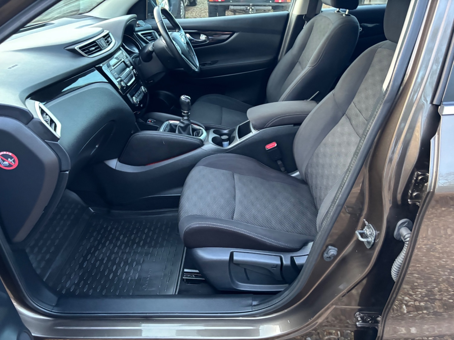 Used Nissan Qashqai 2015 for sale - 76669442: Photo 29