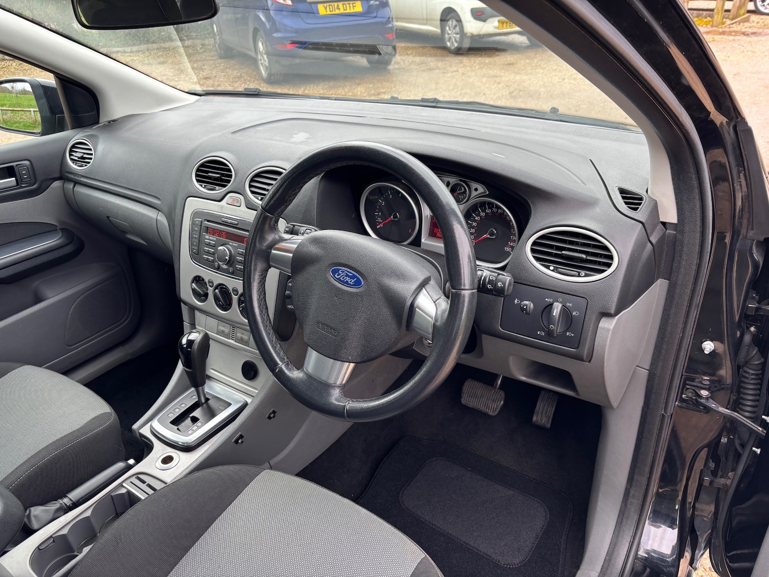 Used Ford Focus 2010 for sale - 77701376: Photo 22