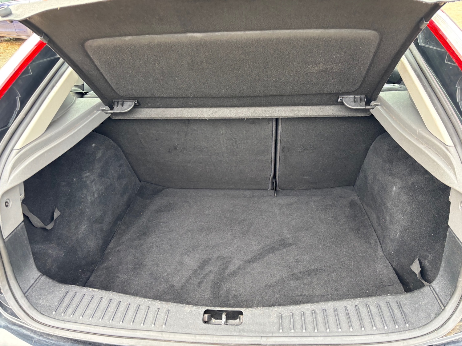 Used Ford Focus 2010 for sale - 77701376: Photo 27