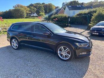 Volkswagen - Passat