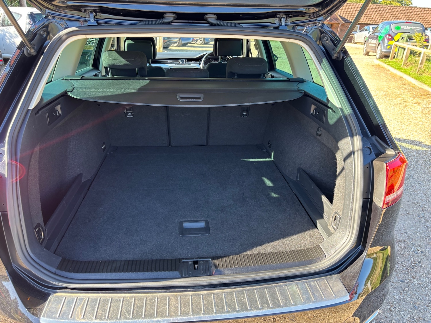 Used Volkswagen Passat 2016 for sale - 76181228: Photo 35