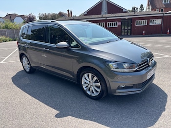 Used Volkswagen Touran 2017 for sale - 75558583: Photo