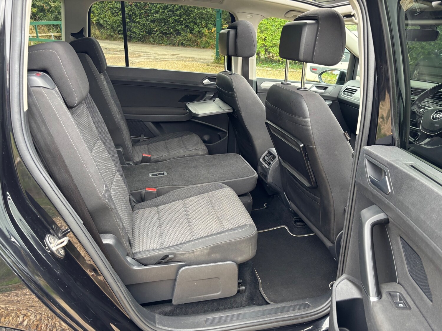 Used Volkswagen Touran 2017 for sale - 75982110: Photo 31