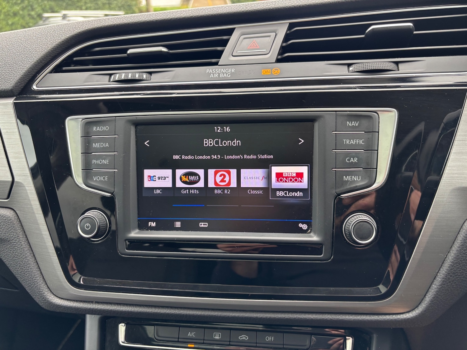 Used Volkswagen Touran 2017 for sale - 75982110: Photo 36