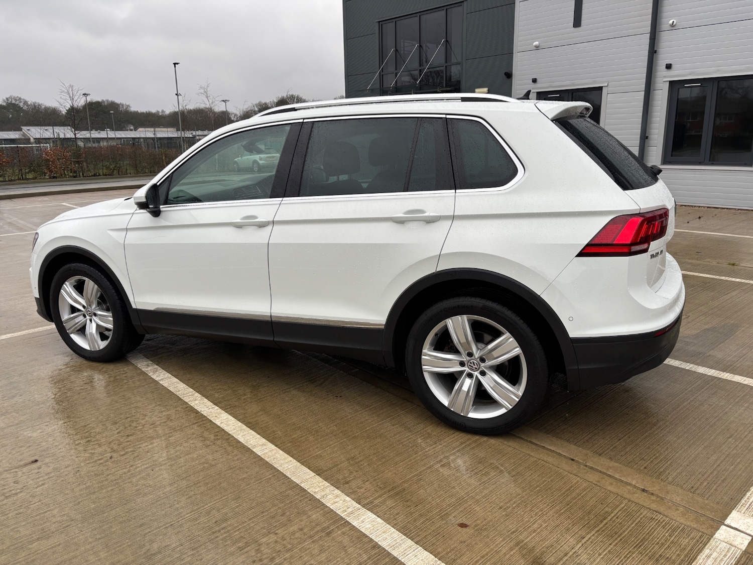 Used Volkswagen Tiguan 2020 for sale - 77247912: Photo 15