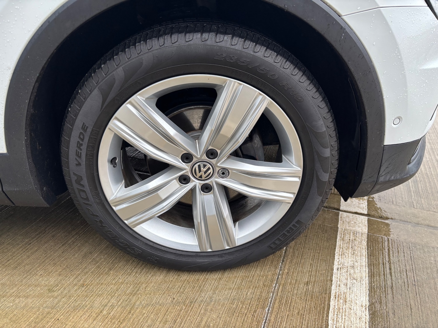 Used Volkswagen Tiguan 2020 for sale - 77247912: Photo 31