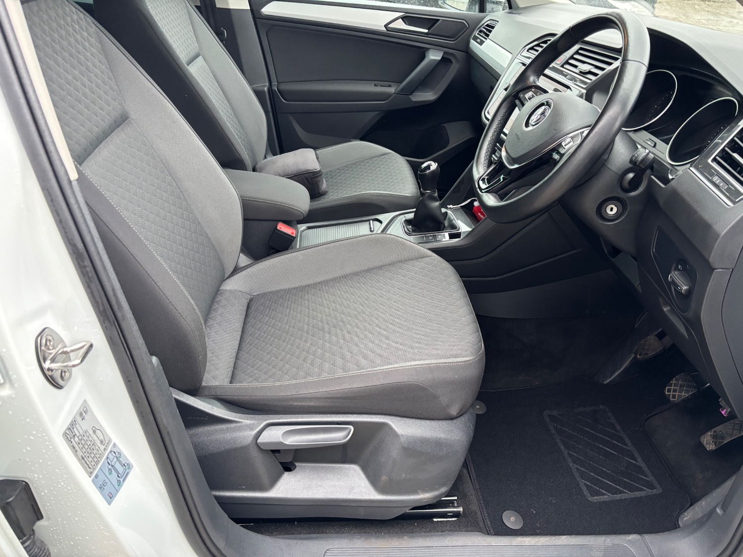 Used Volkswagen Tiguan 2020 for sale - 77247912: Photo 33