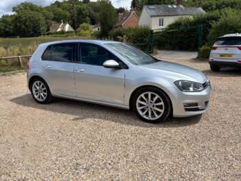 Used Volkswagen Golf 2015 for sale - 75408084: Photo