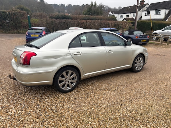 Used Toyota Avensis 2007 for sale - 72975479: Photo 19