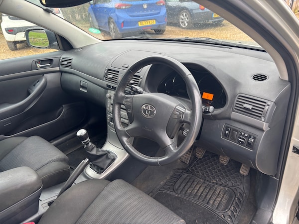 Used Toyota Avensis 2007 for sale - 72975479: Photo 28