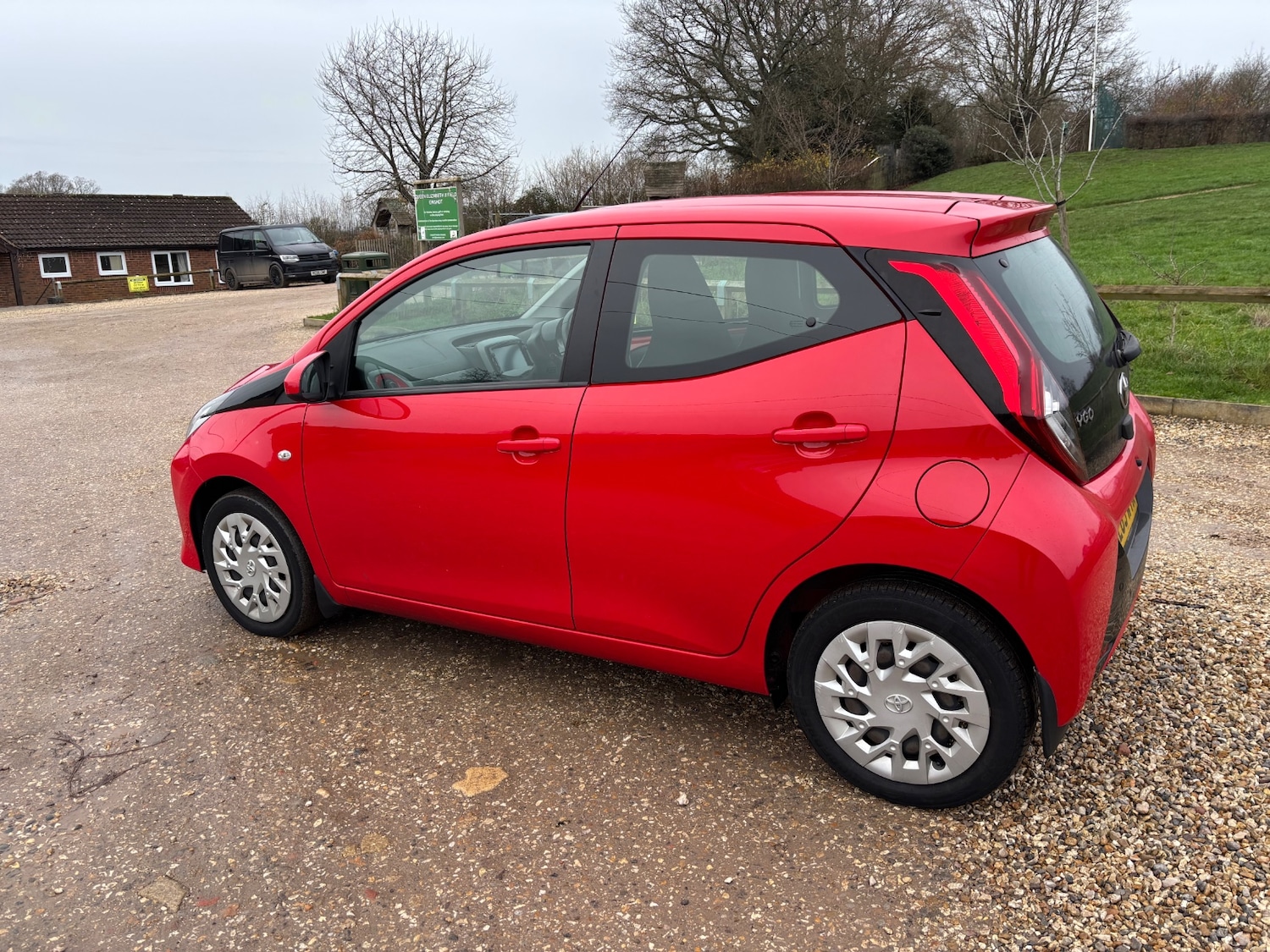 Used Toyota AYGO 2019 for sale - 76972104: Photo 14