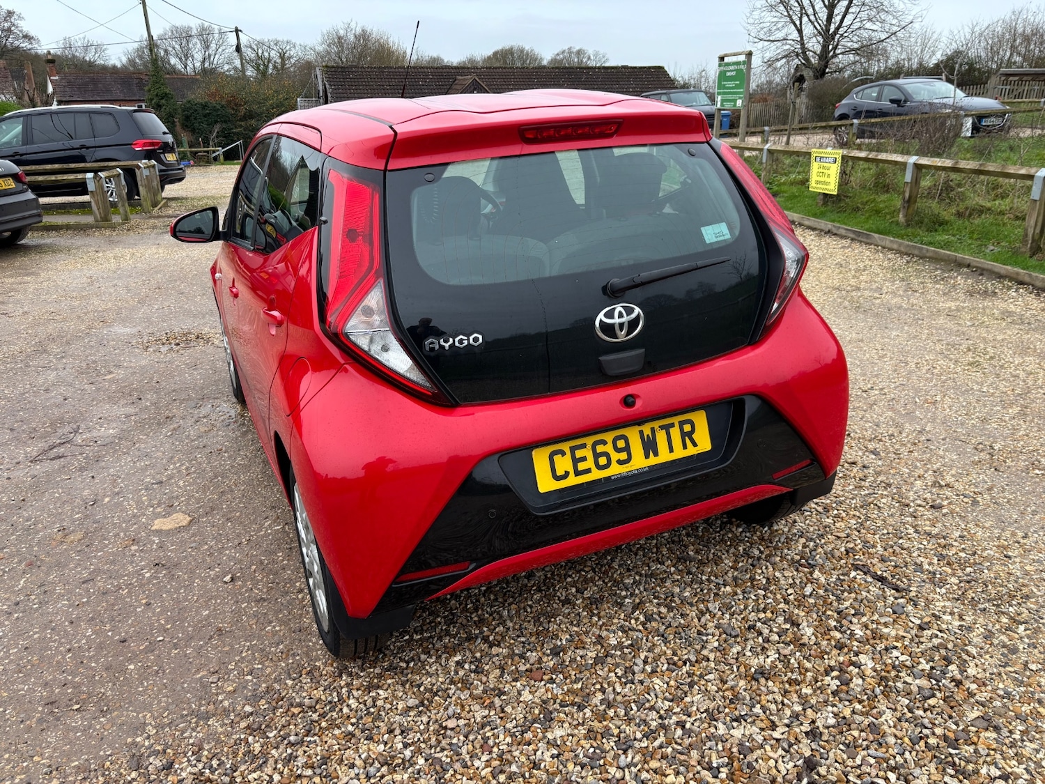 Used Toyota AYGO 2019 for sale - 76972104: Photo 17