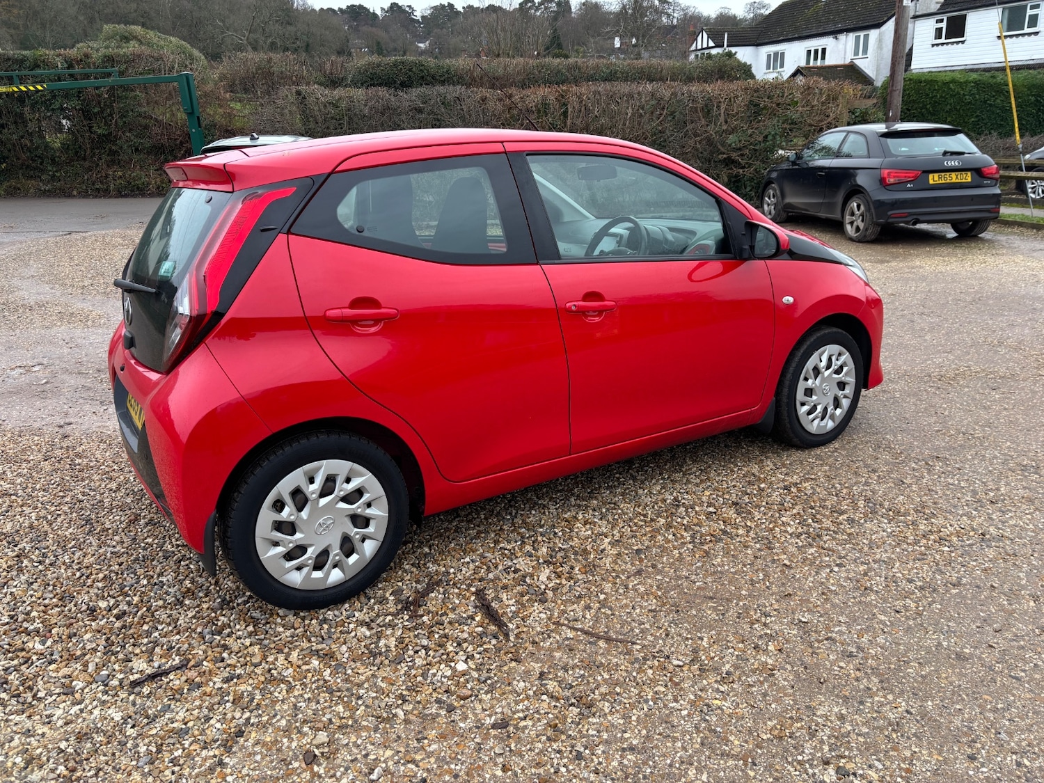 Used Toyota AYGO 2019 for sale - 76972104: Photo 22