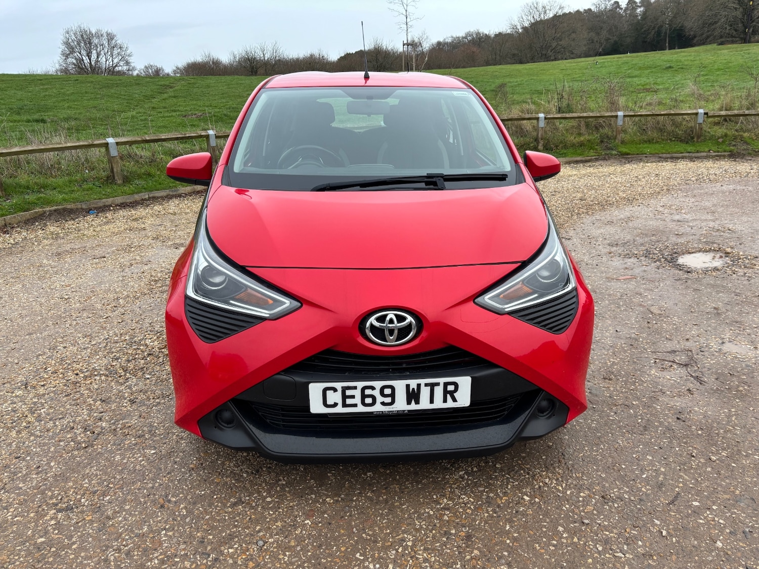 Used Toyota AYGO 2019 for sale - 76972104: Photo 5