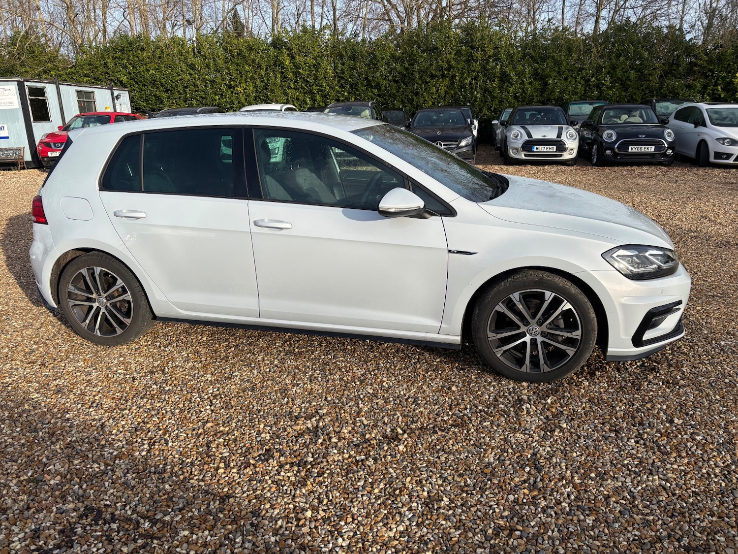 Used Volkswagen Golf 2017 for sale - 77019227: Photo 1
